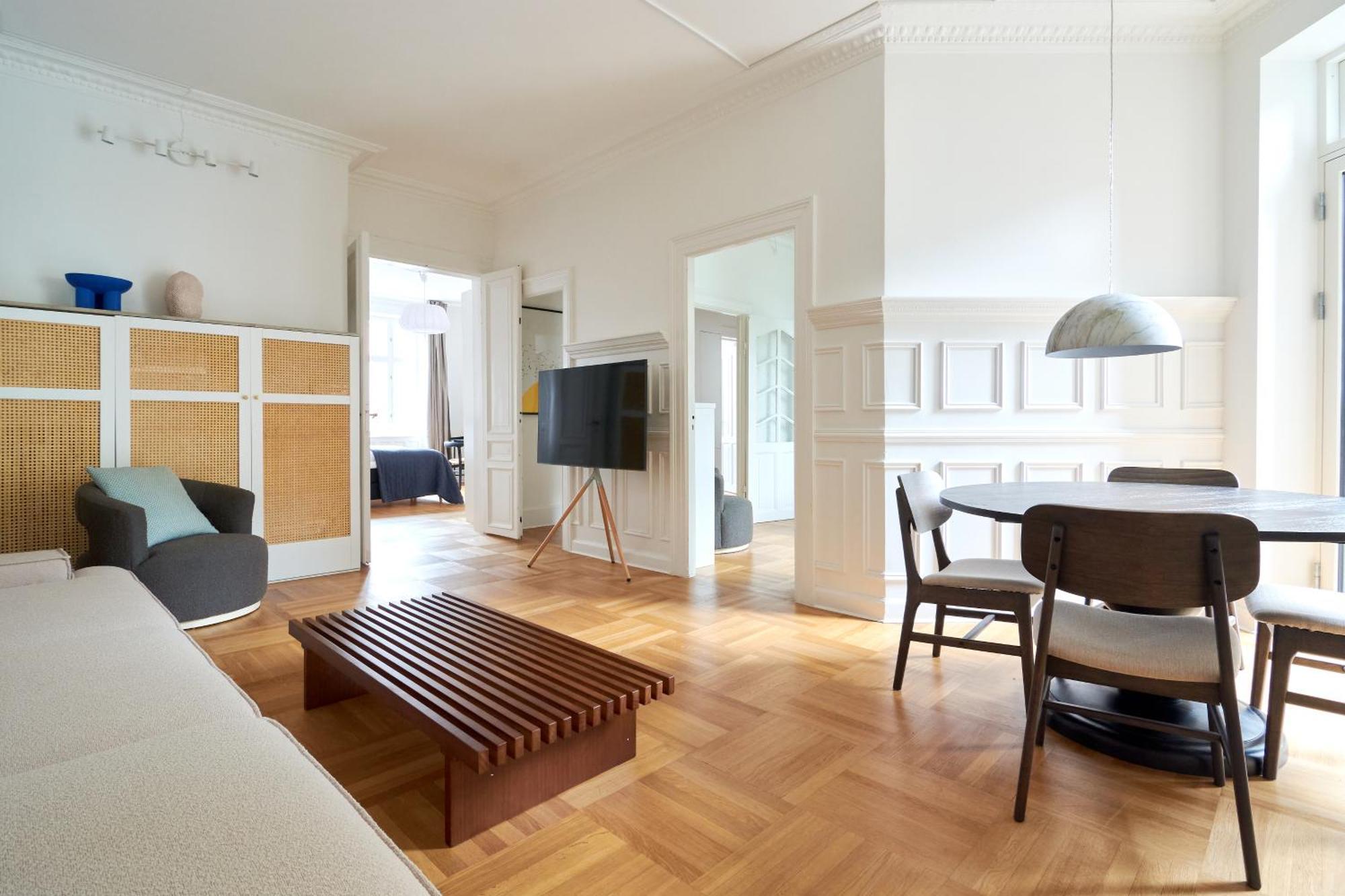 Spacious 3 Bedroom Manor Flat Next To Tivoli Köpenhamn Exteriör bild