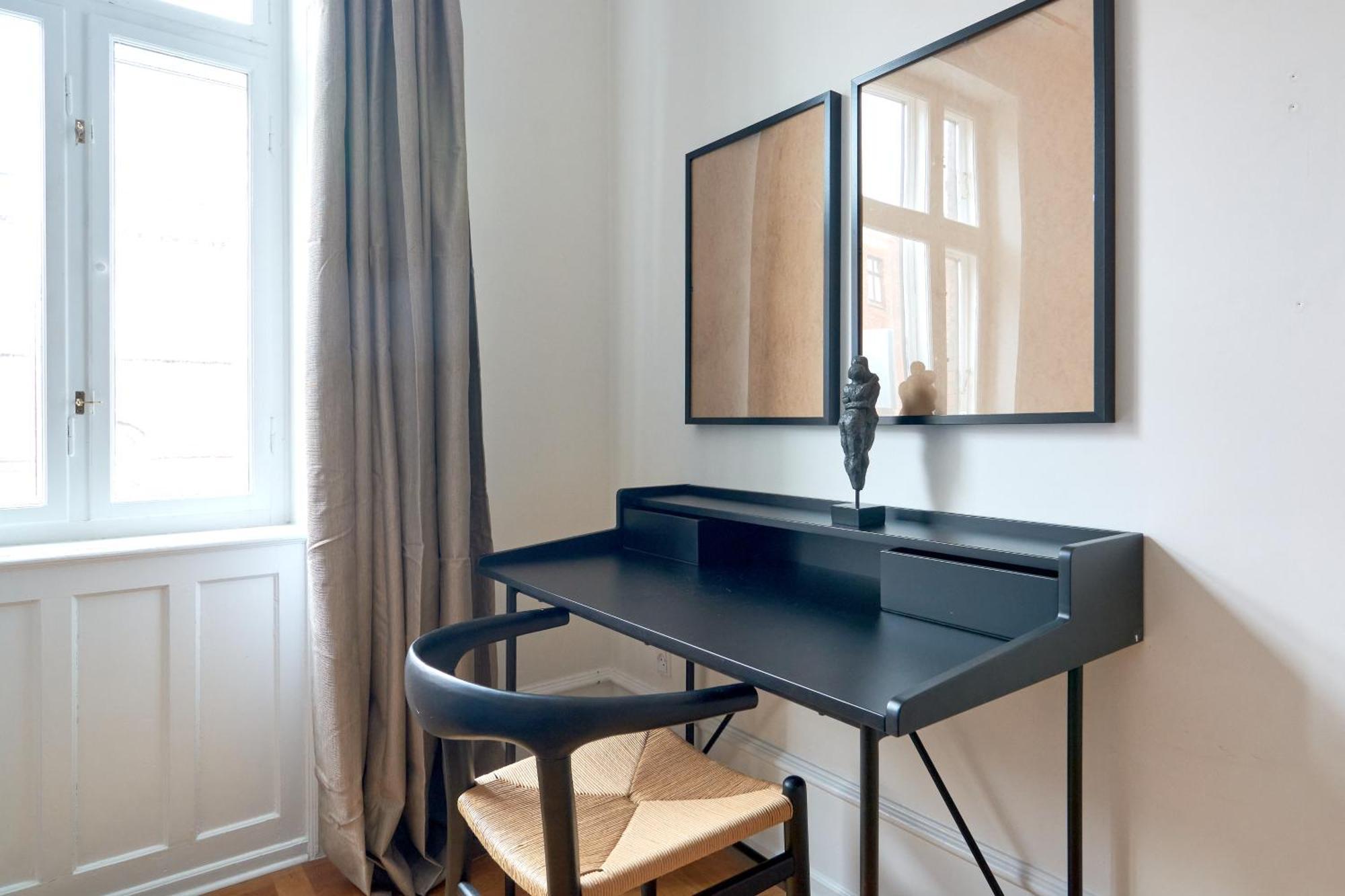 Spacious 3 Bedroom Manor Flat Next To Tivoli Köpenhamn Exteriör bild